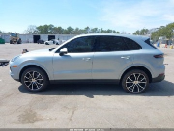 Porsche Cayenne III 2023 Porsche Cayenne Platinum Edition 2023 3.0 Benzyna 335KM, zdjęcie 1