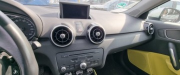 Audi A1 I Hatchback 3d 1.2 TFSI 86KM 2012 Audi A1 3-drzwiowe 2012r, 1.2 Benzyna. Lekko uszkodzony lewy bok. Jezdzi., zdjęcie 13