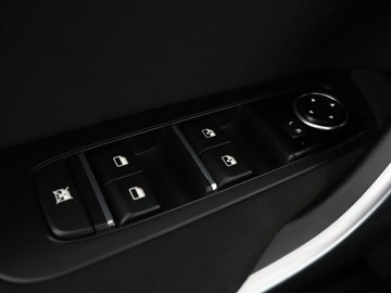 Kia Ceed III Hatchback 1.0 T-GDI 100KM 2020 Kia Cee&#039;d klimatyzacja kamera i czujniki, zdjęcie 32