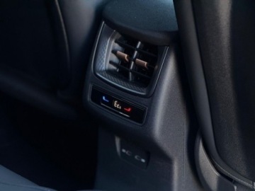 Cupra Terramar SUV Plug-In 1.5 TSI e-Hybrid 204KM 2025 Cupra Terramar Terramar Advantage Edition 1.5 e-Hybrid 204 KM DSG 2025 Aso, zdjęcie 18