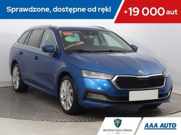 Skoda Octavia IV 2021 Skoda Octavia 1.4 TSI iV, Salon Polska