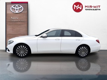 Mercedes Klasa E W213 Limuzyna 2.0 220d 194KM 2017 Mercedes-Benz Klasa E 220 d 4-Matic Exclusive W213, zdjęcie 1