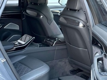 Audi A8 D5 Sedan Facelifting 3.0 50 TDI 286KM 2025 Audi A8 S line,Lodowka,BO Advanced,Noktowizja,Pakiet Carbon,Black Plus, zdjęcie 28