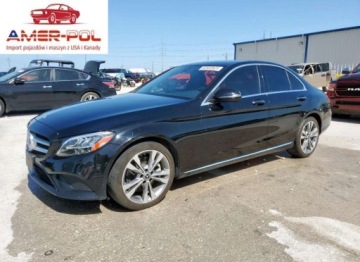 Mercedes Klasa C W205 2019 Mercedes-Benz Klasa C 300 2019 2.0l 2.0 Benzyna 255KM