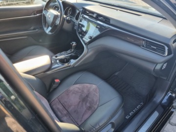 Toyota Camry IX Sedan 2.5 Hybrid Dynamic Force 218KM 2019 Toyota Camry 2.5 Hybrid Prestige CVT 2.5 Hybrid Pr, zdjęcie 11