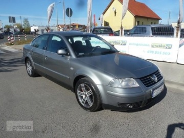 Volkswagen Passat B5 Sedan 1.9 TDI 130KM 2001 Volkswagen Passat Volkswagen Passat B5 Highline Klimatronik Zmieniarka Zar, zdjęcie 3