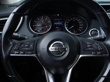 Nissan Qashqai II Crossover Facelifting 1.3DIG-T 140KM 2019 Nissan Qashqai 1.3 DIG-T, Salon Polska, zdjęcie 15