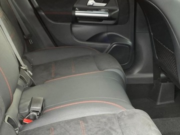 Mercedes GLA II Off-roader Facelifting 2.0 220 190KM 2025 MERCEDES-BENZ GLA 220 4-Matic AMG Line 2.0 (190KM) 2025, zdjęcie 11