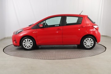 Toyota Yaris III Hatchback 5d Facelifting 1.0 VVT-i 69KM 2017 Toyota Yaris 1.0 VVT-i, Salon Polska, Serwis ASO, zdjęcie 2