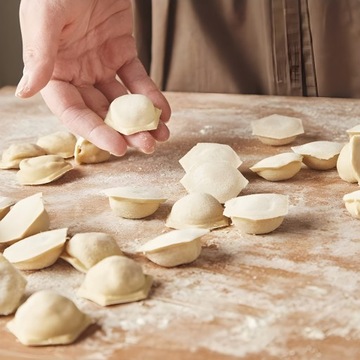 ФОРМОВКА ДЛЯ ПЕЛЬЦЕВ ДЛЯ РАВИОЛИ СТАЛЬНАЯ ФОРМА 37 ШТ.