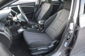 Hyundai i30 II Hatchback 5d 1.4 MPI 100KM 2012 Hyundai i30 1.4 MPI Benzyna gwarancja przebiegu, zdjęcie 14