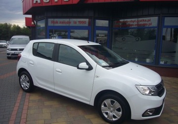 Dacia Sandero II Hatchback 5d Facelifting 0.9 TCe 90KM 2018 Dacia Sandero Dacia Sandero II Salon PL - I wlasciciel Benzyna 90KM, zdjęcie 3