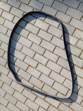 ПРОКЛАДКА ДВЕРИ КУЗОВА ПРАВАЯ ЗАДНЯЯ VOLVO V60 И ЗАДНЯЯ ПРАВАЯ