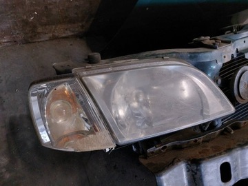 Полная лампа с передней маской маски Mitsubishi Space Star I