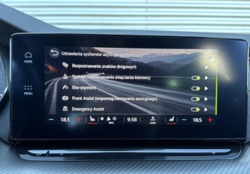 Skoda Octavia IV RS Kombi 2.0 TDI SCR 200KM 2021 Skoda Octavia 2.0TDI RS 200KM DSG Navi 4Podgrzew.Fot. LED Matrix HeadUp Al, zdjęcie 25