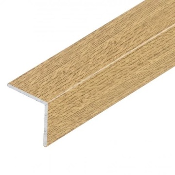 Лестничный профиль 20х20мм Дуб натуральный 1,35м