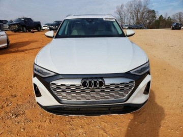 Audi Q8 2024 Audi Q8 2024 AUDI Q8 E-TRON PREMIUM PLUS Elektryczny 402KM, zdjęcie 4