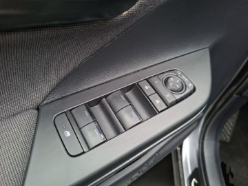 Toyota C-HR II SUV 1.8 Hybrid 140KM 2024 Toyota C-HR 1.8 Hybrid Style 1.8 Hybrid Style, zdjęcie 21