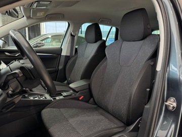 Skoda Octavia III Kombi Facelifting 2.0 TDI 150KM 2020 Skoda Octavia Style / HUD / Ambiente / Kamera cofa, zdjęcie 8