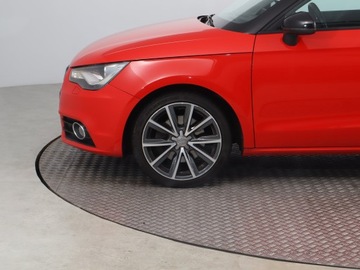 Audi 2010 Audi A1 1.4 TFSI, Salon Polska, Skóra, Xenon, zdjęcie 13