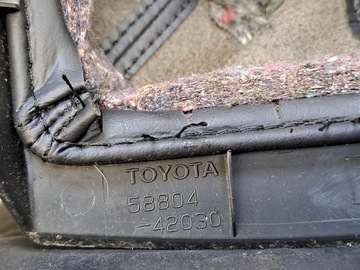 MĚCH 5880442030 TOYOTA RAV4