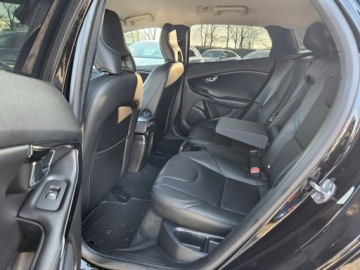 Volvo V40 II Hatchback Facelifting 2.0 D3 150KM 2019 Volvo V40 2.0 Diesel 150KM, zdjęcie 5