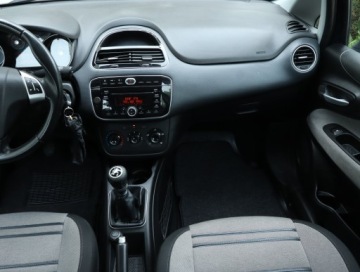 Fiat Punto Grande Punto Hatchback 5d 1.4 Start&amp;Stop 77KM 2011 Fiat Punto 1.4, Salon Polska, Klima ,Bezkolizyjny, zdjęcie 7