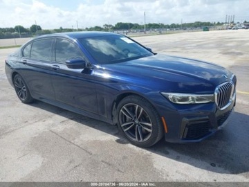 BMW Seria 7 G70 2022 BMW Seria 7 2022 BMW 7 Series 750i xDrive Sedan 4.4 Benzyna 523KM, zdjęcie 6