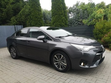 Toyota Avensis III Sedan Facelifting 2015 2.0 D-4D 143KM 2015 Toyota Avensis 2.0 D 143KM Salon Navi Bi-Xenon, zdjęcie 3