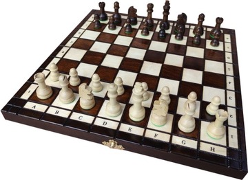 ДЕРЕВЯННЫЕ ШКОЛЬНЫЕ ШАХМАТЫ (28х28см) - не только для детей