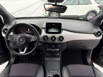 Mercedes Klasa B W246 Sports Tourer Facelifting 2.0 250 211KM 2018 Mercedes B 250 211 KM Automat Full LED Kamera, zdjęcie 9