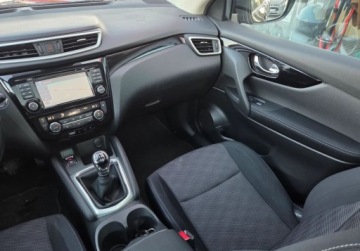 Nissan Qashqai II Crossover 1.6 DIG-T 163KM 2017 Nissan Qashqai 1.6Benz.163KM 6Bieg.Klimatr.Navi Kamera KEY BLUET.LEDY Opla, zdjęcie 20