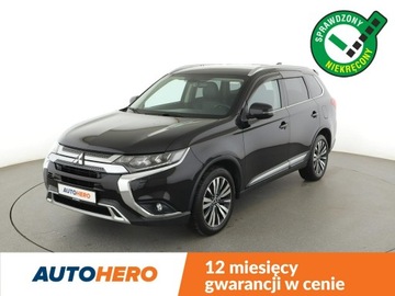 Mitsubishi Outlander III SUV Facelifting 2017 2.0 150KM 2018 Mitsubishi Outlander 2.0 4WD Diamant Edition+ Navi