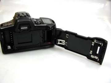 MINOLTA DYNAX 500si - корпус/камера