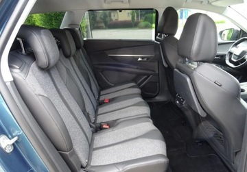 Peugeot 5008 II Crossover 1.2 PureTech 130KM 2017 Peugeot 5008 Bezwypadkowy Serwisowany 1-Wlasciciel Navi Kamera Blis 7-Osob, zdjęcie 11