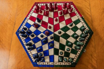Шахматы для трех игроков, малые трехцветные/шахматы на троих Журек Шахматы