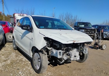 Mitsubishi Space Star Hatchback 5d Facelifting II 1.2 71KM 2021 Mitsubishi Space Star 2022r, SALON POLSKA. 1.2 Benzyna. AUTOMAT. Uszkodzon, zdjęcie 1