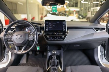 Toyota Corolla XII TS Kombi 1.2 Turbo D-4T 116KM 2021 Toyota Corolla 1.2 T Comfort Lpg instalacja gazowa 1.2 Benzyna 116KM, zdjęcie 4