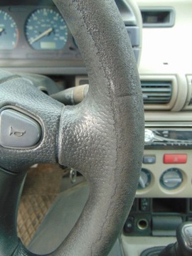 LAND ROVER FREELANDER I VOLANT + ULOŽENÍ