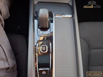 Volvo V60 II  2022 Volvo V60 2,0 B3 mild hybrid 163KM panorama navi elektryka led hak alu opl, zdjęcie 14