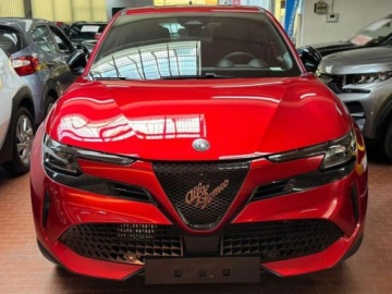 Alfa Romeo Junior SUV 1.2 Hybrid 145KM 2026 ALFA ROMEO Junior Ibrida Suv 1.2 (145KM) 2026, zdjęcie 4