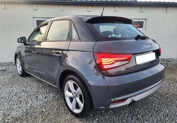 Audi A1 I Sportback 5d Facelifting 1.4 TDI ultra 90KM 2017 Audi A1 Sportback Lift SLICZNA 1.4 TDI Bogata Wersja ORYGINAL Zadbana SERW, zdjęcie 2