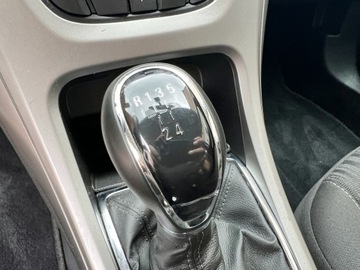 Opel Astra J Hatchback 5d 1.4 Twinport ECOTEC 100KM 2012 Opel Astra TYLKO125tyśkm SELECTION 2012 Klima 5D ZADBANA 1.4 Zwykła Benzyna, zdjęcie 9