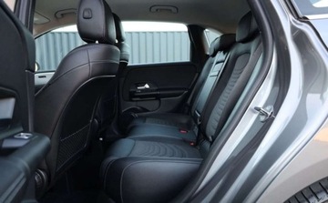 Mercedes Klasa B W247 Sports Tourer 1.3 B180  136KM 2019 Mercedes-Benz Klasa B Mercedes-Benz Klasa B 180 7G-DCT 1.3 Benzyna 136KM, zdjęcie 16