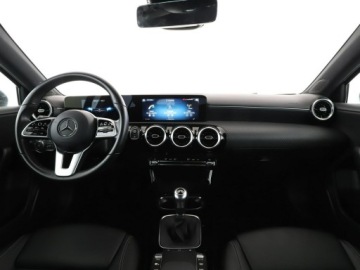 Mercedes Klasa A W177/V177 2021 Mercedes A 160 led virtual navi kamera skóra, zdjęcie 14