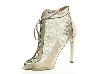 ЭЛЕГАНТНЫЕ, ВОЗДУШНЫЕ И ЧУВСТВЕННЫЕ КРУЖЕВНЫЕ БОТИНКИ 40