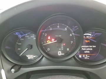 Porsche Macan 2023 Porsche Macan Base 2023 2.0 Benzyna 261KM, zdjęcie 9