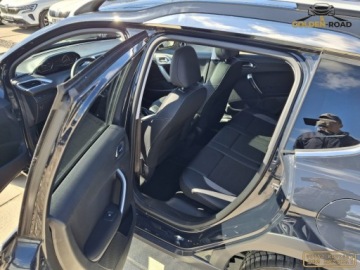 Peugeot 2008 I SUV Facelifting 1.2 PureTech 110KM 2016 Peugeot 2008 1,2 110KM klimatronik apnorama alu navi elektryka oplacony, zdjęcie 10