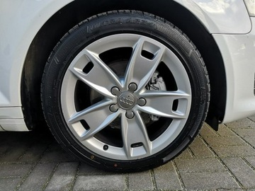 Audi A3 8P Hatchback 3d 2.0 TDI CR 140KM 2009 Audi A3 2.0 TDI 140KM # Klimatr # Ledy # Bi-XENON, zdjęcie 24