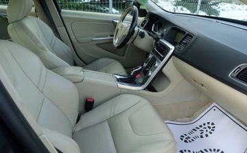 Volvo 2017 Volvo V60 Cross Country Cross Country 2.0 D4 190KM Automat Jasna skora Kam, zdjęcie 11